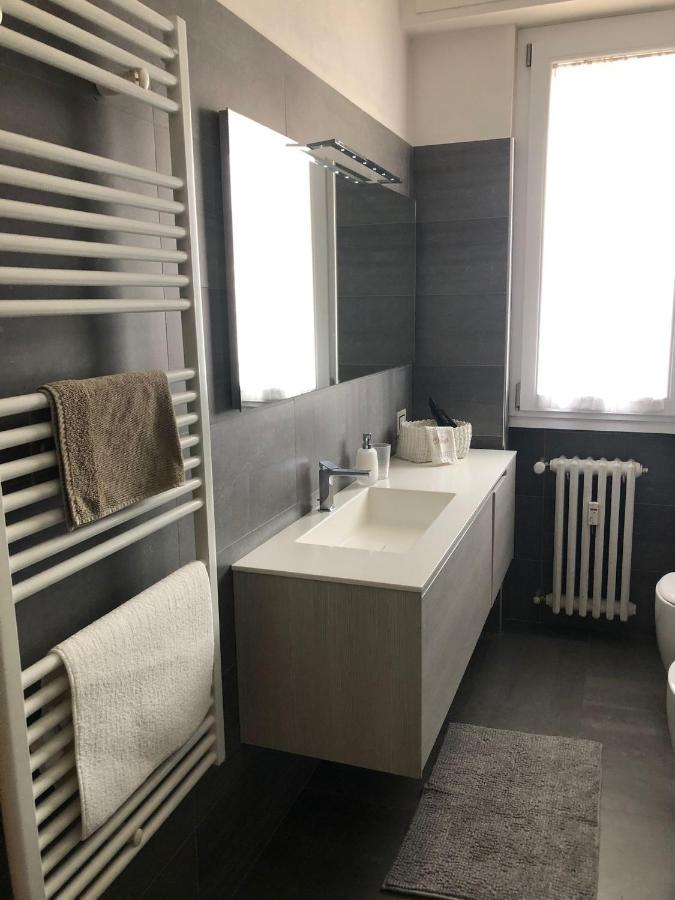 Morivione Apartment - Bocconi Free Parking มิลาน ภายนอก รูปภาพ