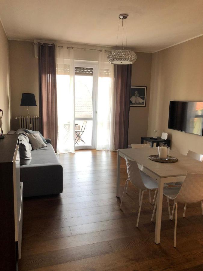 Morivione Apartment - Bocconi Free Parking มิลาน ภายนอก รูปภาพ