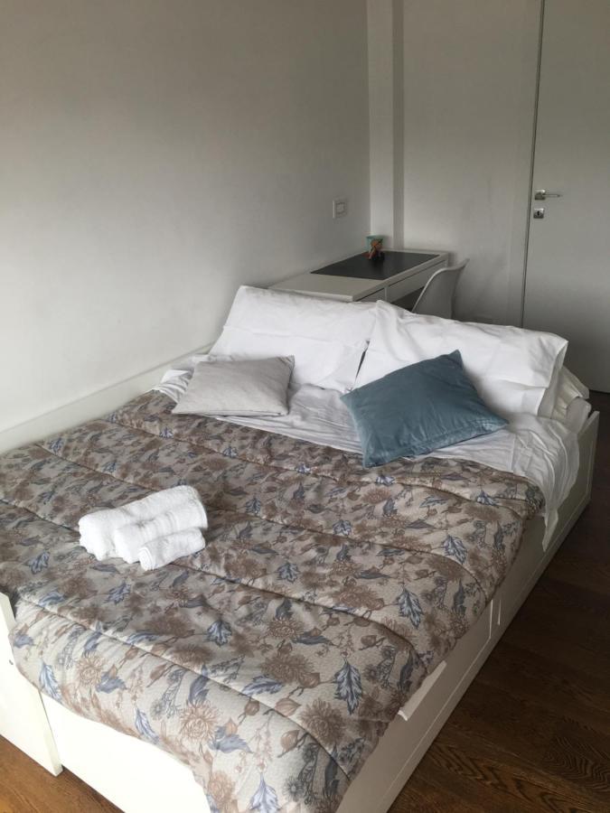 Morivione Apartment - Bocconi Free Parking มิลาน ภายนอก รูปภาพ