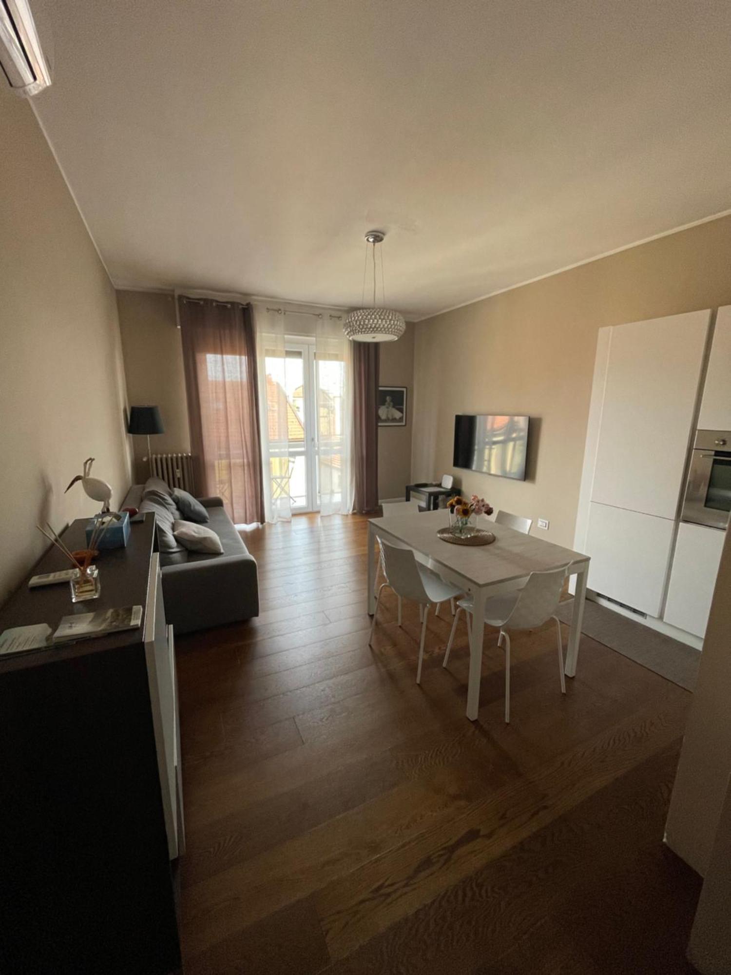 Morivione Apartment - Bocconi Free Parking มิลาน ภายนอก รูปภาพ